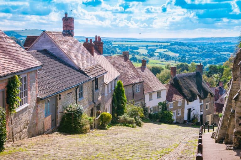 The Pro’s Insider Top Tips on Moving House