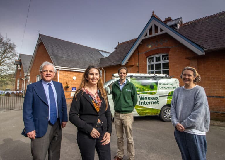 Full speed ahead with community sites set to receive gigabit broadband thanks to Dorset LEP