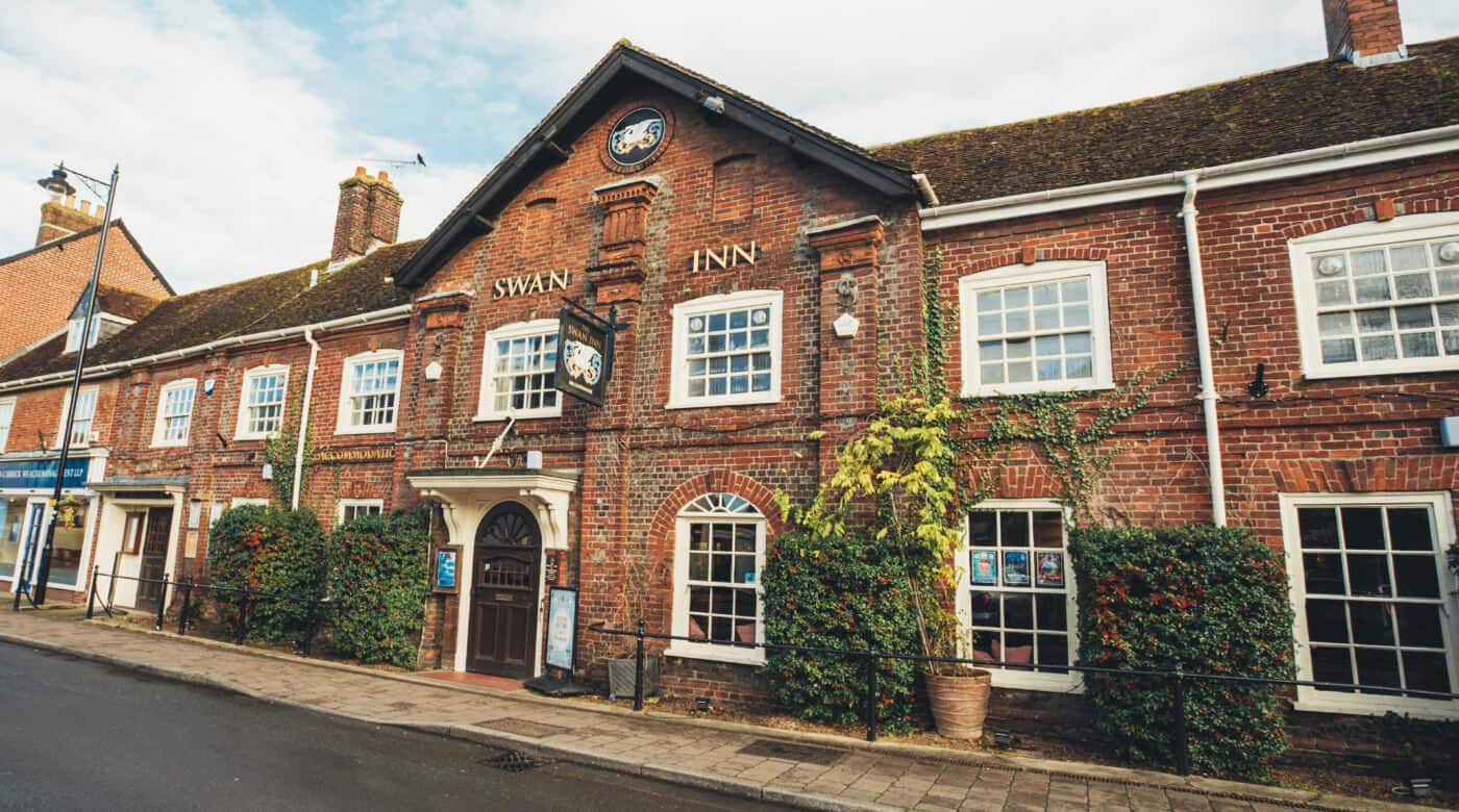 Meet Your Local The Swan Inn, Sturminster Newton The BV Meet Your Local The Swan Inn, Sturminster Newton The BV