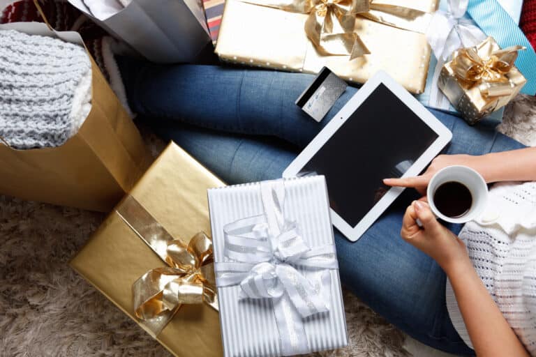 Twelve Top Tips to avoid a Christmas Debt Hangover