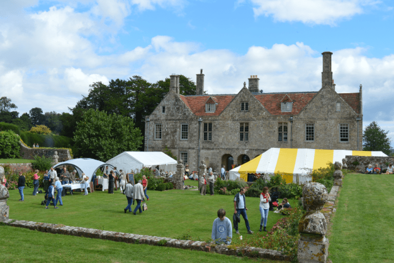 Annual Hatch House event raises £20,000 for Salisbury hospice