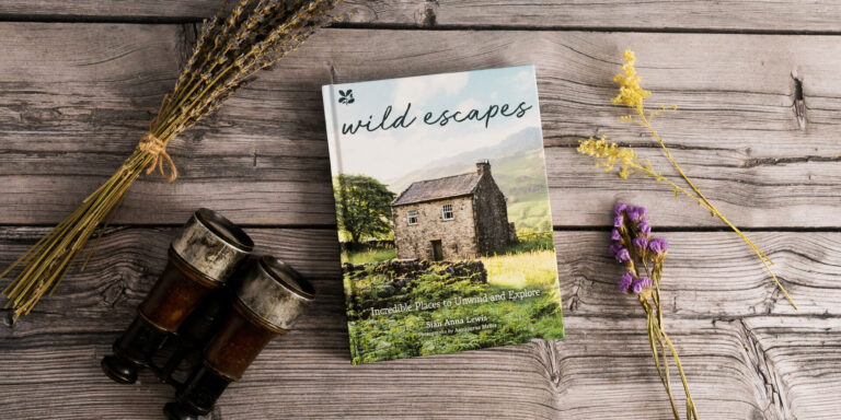 Win a £100 National Trust book bundle!