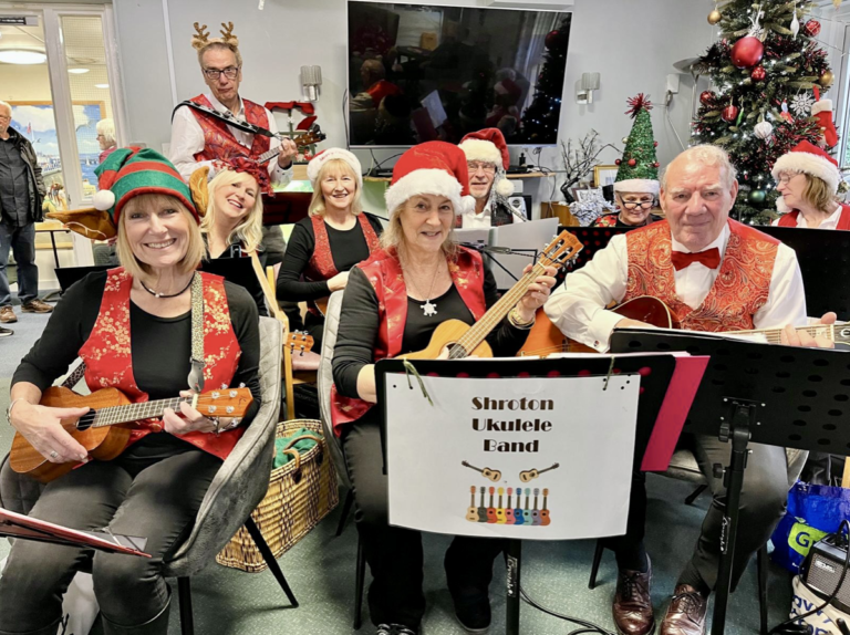 Join the Shroton Ukelele Band