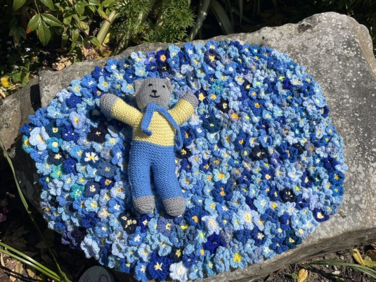 Wimborne’s Forget-Me-Not Factory: 8,500 flowers, one extraordinary community effort