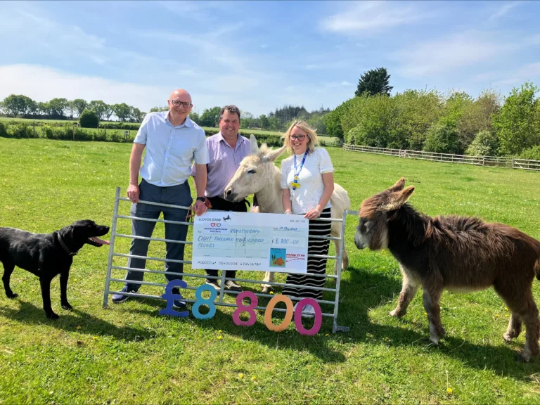 A farmer’s tribute: £8,800 gift honours wife’s memory and local NHS care
