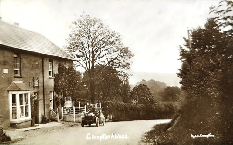 Compton Abbas: DORSET POSTCARDS FROM THE BARRY CUFF COLLECTION