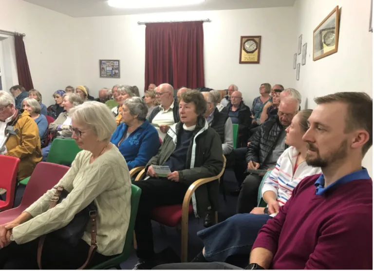 Packed meeting over Stratton’s missing bus service