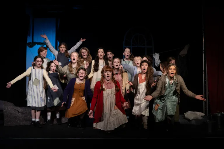 Youth cast delivers near sell-out success as Annie Jr. takes over Shaftesbury Arts Centre