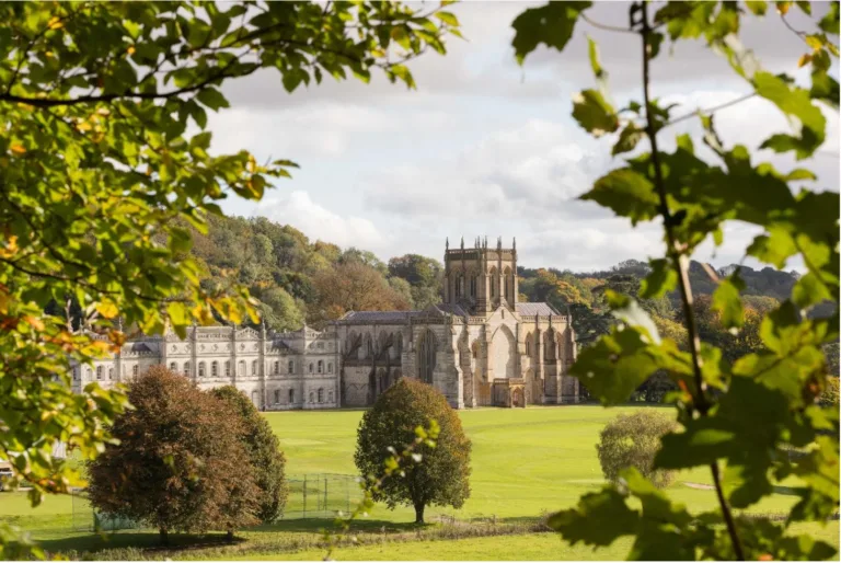 Head of Admissions and Marketing required | Milton Abbey School